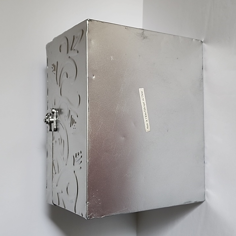 Silver Tone Decorative Storage Multipurpose Box - Picture 9 of 9
